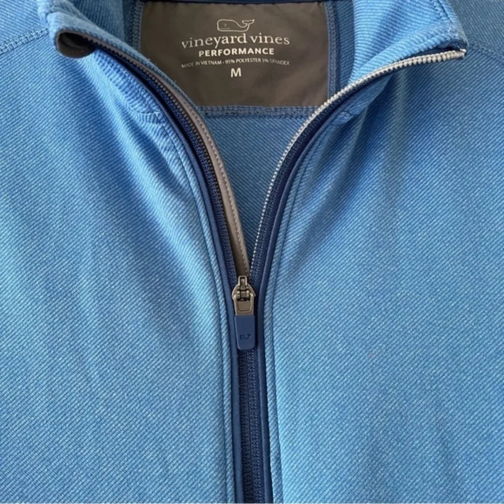 Vineyard Vines | Blue Flagler Performance 1/2 Zip Athletic Pullover, Medium - Picture 3 of 6